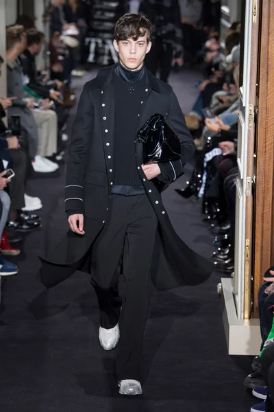 Look 41
